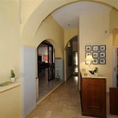 Duomo Hotel 3*